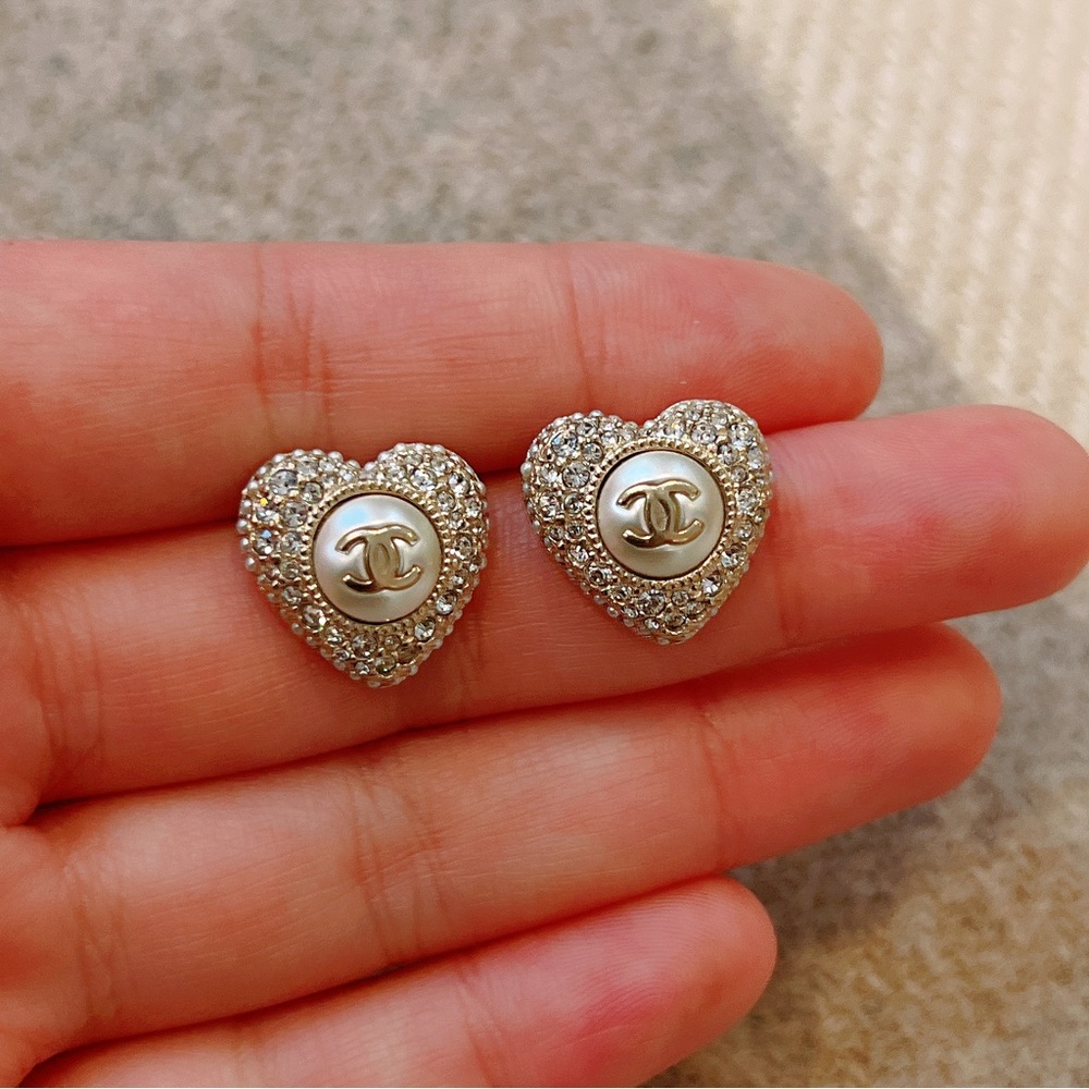 Chanel earrings - Picture 3 of 7